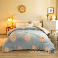 In sherpa quilted duvet comforter cho giường